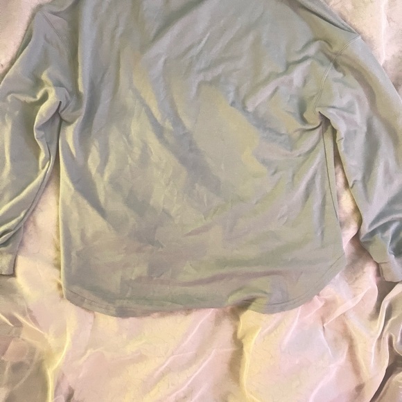 New button shirt - Picture 4 of 5